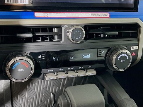 Certified 2025 Toyota Tacoma TRD Sport image 15