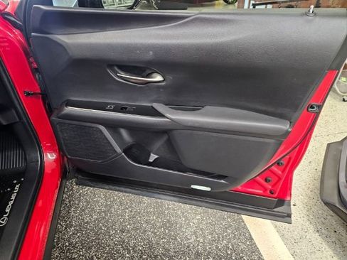 Used 2021 Lexus UX 250h w/ Accessory Package (Z1) image 27