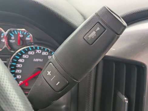 Used 2018 Chevrolet Silverado 1500 LT w/ Texas Edition image 11