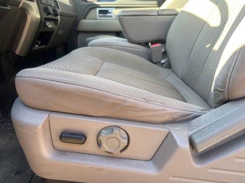 Used 2010 Ford F150 XLT image 9