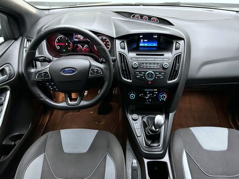 Used 2017 Ford Focus ST FWD image 14