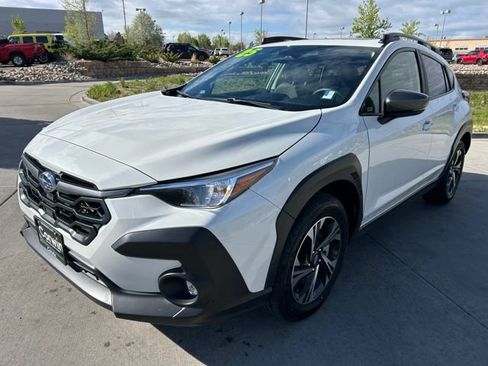 Used 2025 Subaru Crosstrek 2.5i Premium AWD/4WD image 3