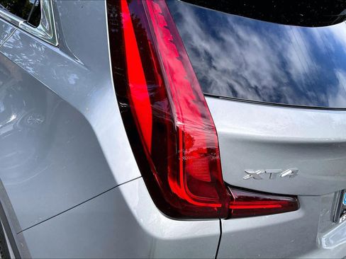 Used 2023 Cadillac XT4 Premium Luxury w/ Enhanced Visibility Package image 27