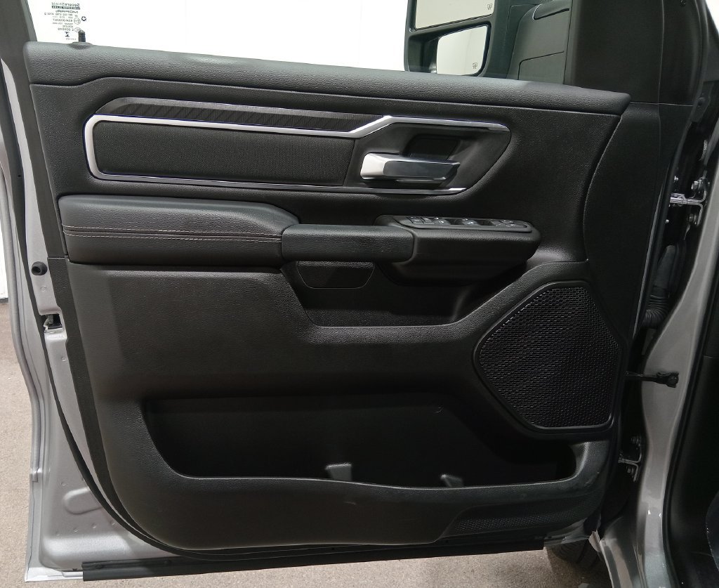 Used 2025 RAM 1500 Big Horn AWD/4WD image 18