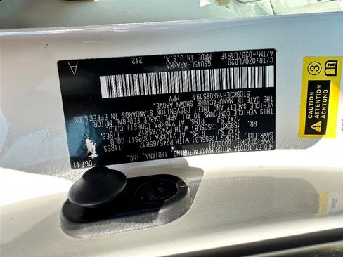 Used 2011 Toyota Highlander SE image 38