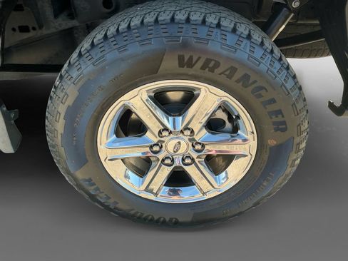 Used 2025 Ford F150 XLT w/ Equipment Group 301A Standard AWD/4WD image 14