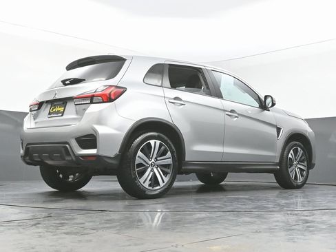 Used 2023 Mitsubishi Outlander Sport SE image 48