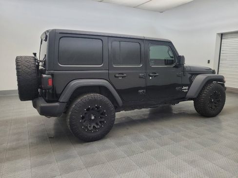 Used 2018 Jeep Wrangler Unlimited Sport S image 10