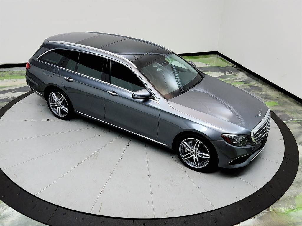 Used 2018 Mercedes-Benz E 400 4MATIC Wagon image 34