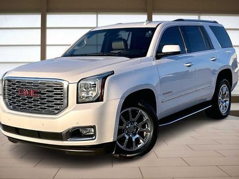 Used 2018 GMC Yukon Denali image 1