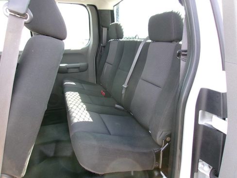 Used 2013 Chevrolet Silverado 2500 W/T image 16