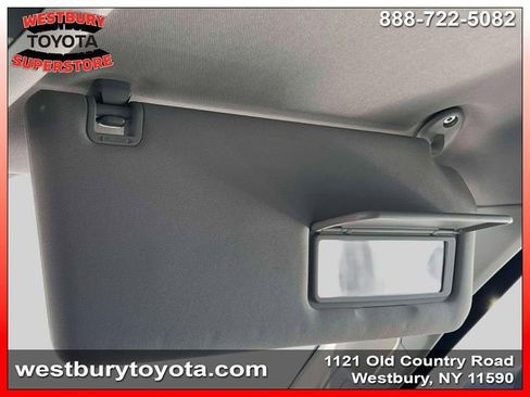 Used 2024 Toyota Tundra Limited AWD/4WD image 32