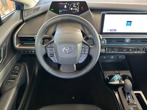 New 2026 Toyota Prius XLE FWD image 12