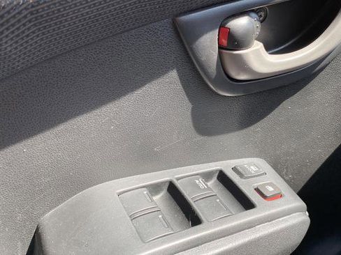 Used 2013 Honda Fit image 18