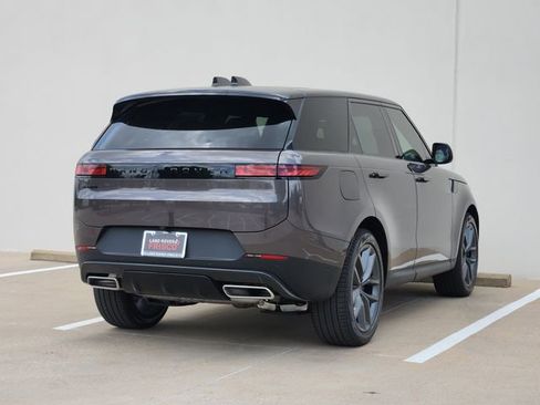 New 2026 Land Rover Range Rover Sport SE image 4