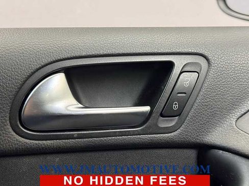 Used 2017 Volkswagen Tiguan Limited w/ Alloy Wheels Package image 38