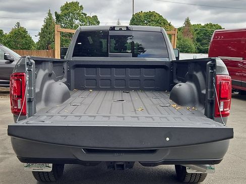 New 2026 RAM 2500 Laramie w/ Night Edition AWD/4WD image 10