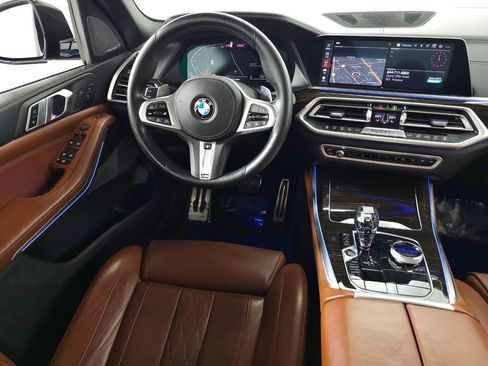 Used 2019 BMW X5 xDrive40i w/ M Sport Package AWD/4WD image 19