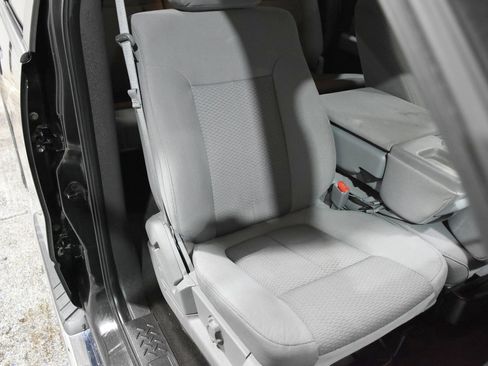 Used 2014 Ford F150 XLT w/ Equipment Group 302A Luxury image 37