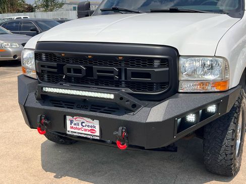 Used 2004 Ford F350 Lariat AWD/4WD image 14