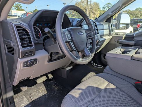Used 2022 Ford F350 XLT w/ XLT Value Package image 17