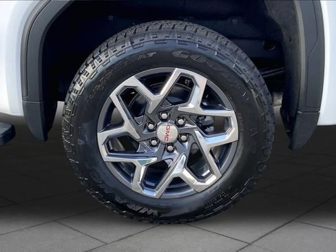 New 2026 GMC Sierra 1500 SLT w/ SLT Premium Plus Package AWD/4WD image 11