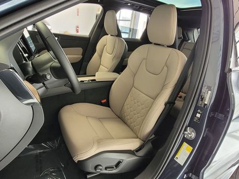 New 2026 Volvo XC60 B5 Plus w/ Protection Package Premier image 7