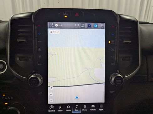 Used 2024 RAM 2500 Big Horn w/ Safety Group image 21