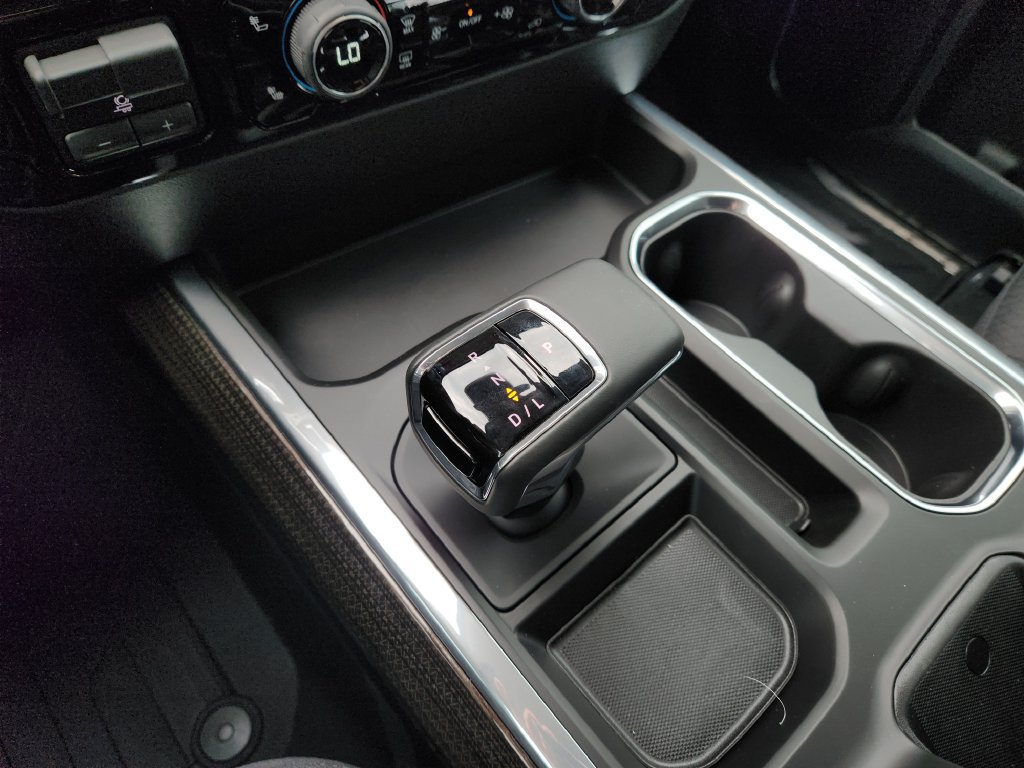 New 2026 Chevrolet Silverado 1500 RST w/ Redline Edition AWD/4WD image 15
