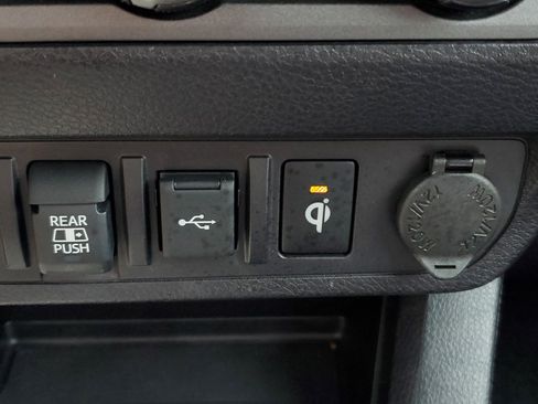 Used 2021 Toyota Tacoma TRD Sport image 28