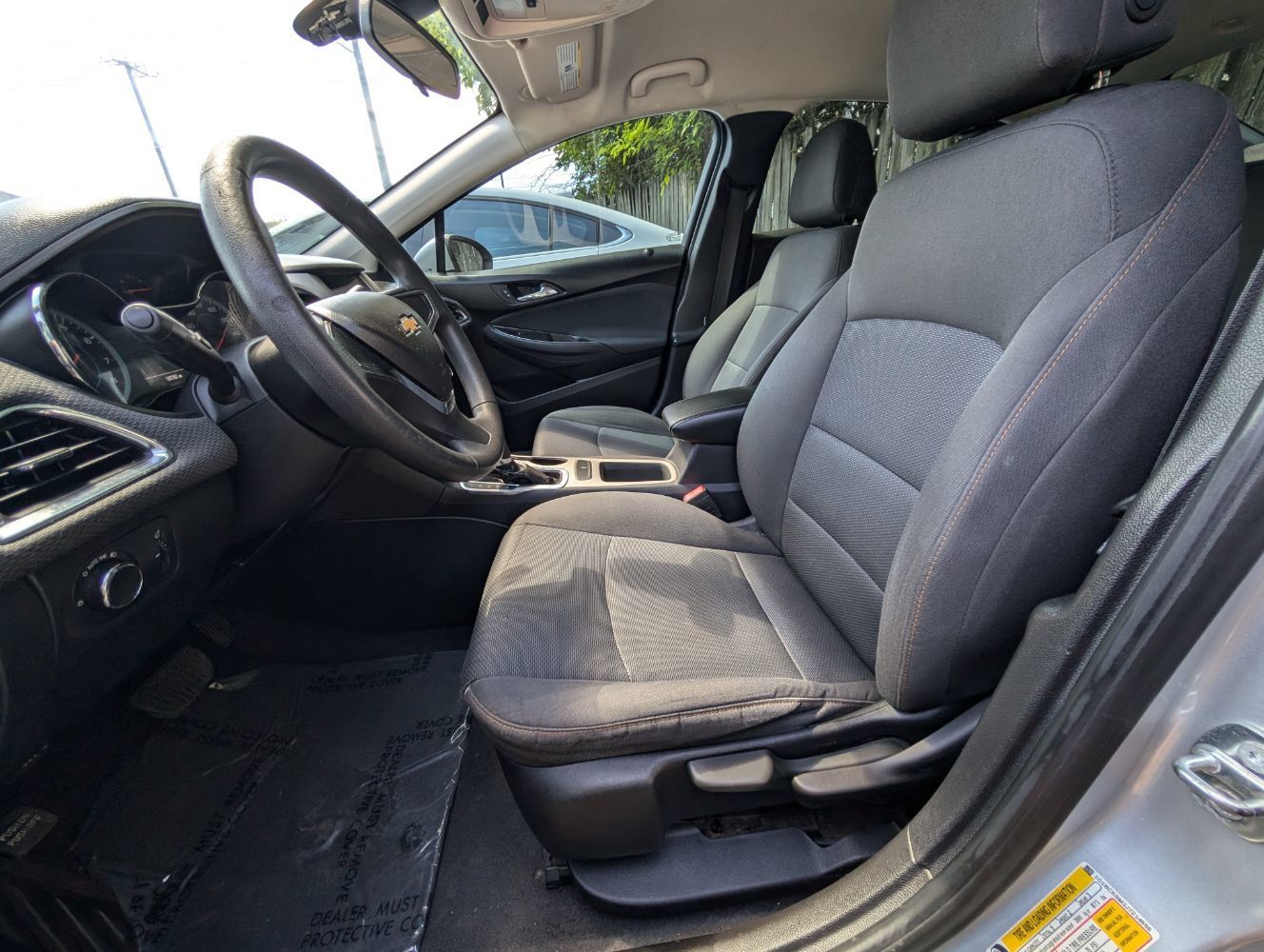 Used 2018 Chevrolet Cruze LS FWD image 15