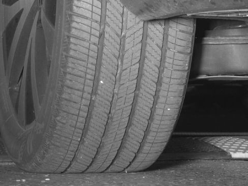 Used 2023 Volkswagen Taos SE w/ Panoramic Sunroof Package AWD/4WD image 14