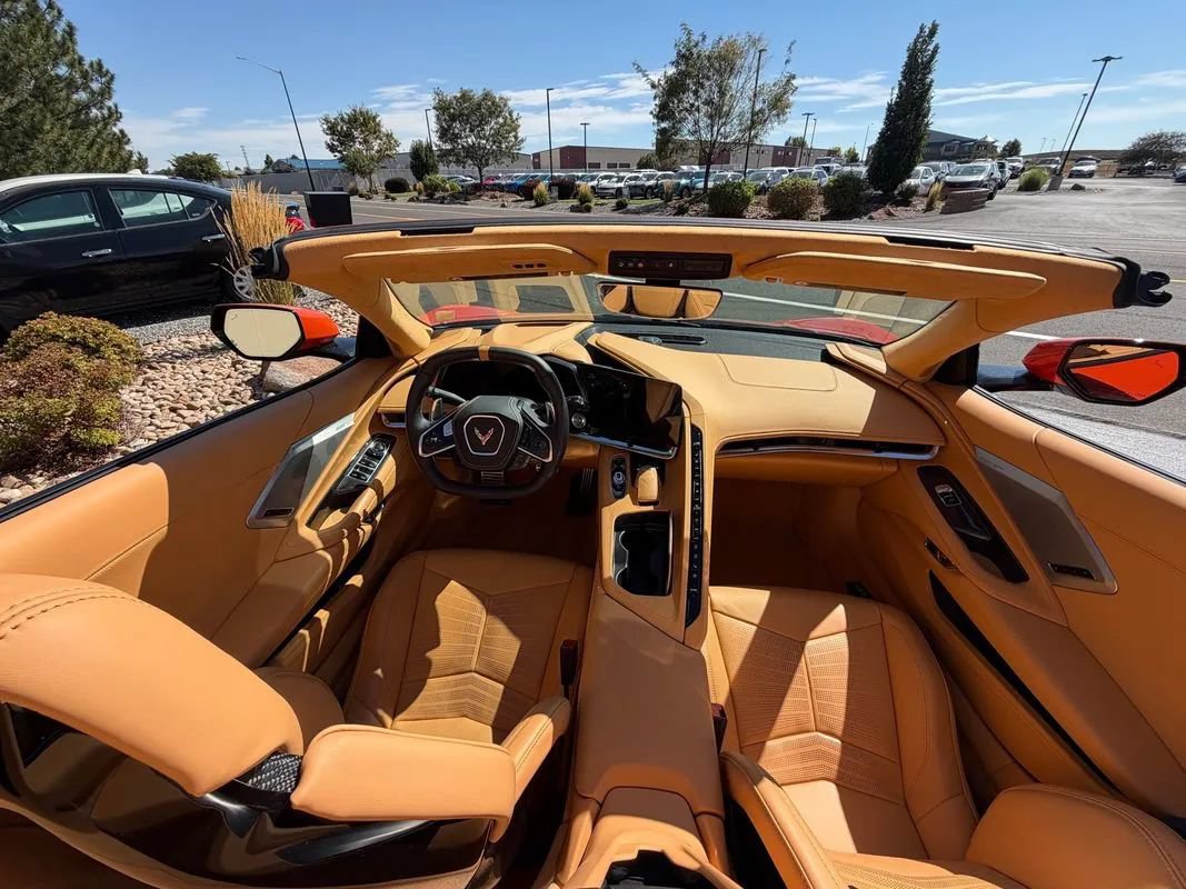 Used 2020 Chevrolet Corvette Stingray Premium Conv w/ 3LT Preferred Equipment Group RWD image 31