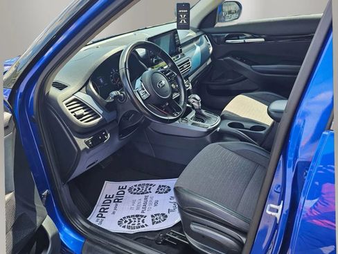 Used 2021 Kia Seltos S FWD image 6