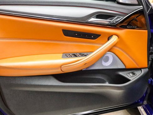 Certified 2022 BMW M5 w/ Executive Package image 20