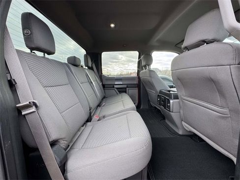 Used 2017 Ford F250 XLT w/ XLT Premium Package image 17