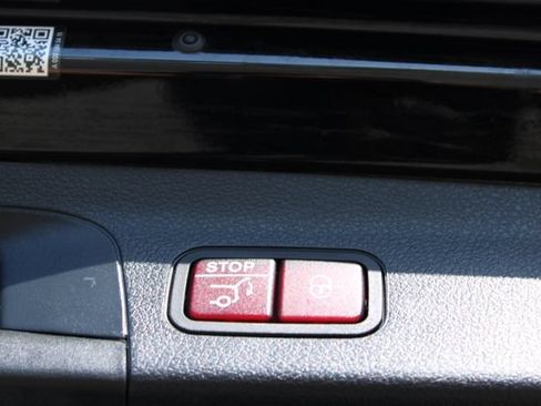 Used 2024 Mercedes-Benz GLS 450 4MATIC image 55