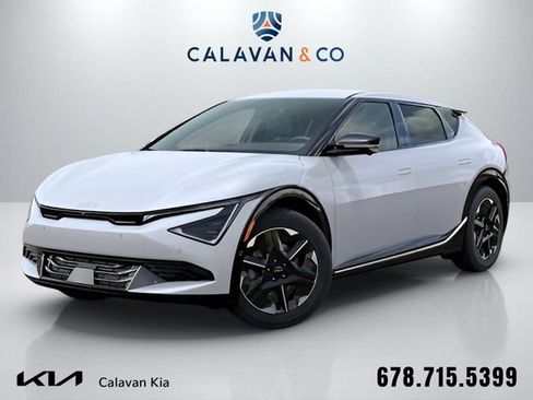 Used 2025 Kia EV6 Wind RWD image 1