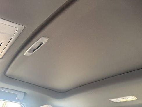 Used 2025 Lexus UX 300h AWD image 28