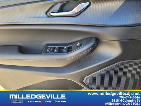 New 2024 Jeep Grand Cherokee L Altitude image 28