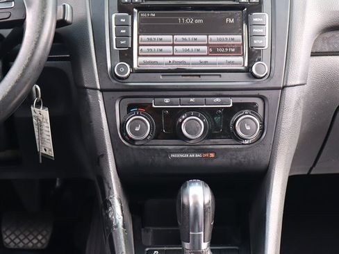 Used 2012 Volkswagen Jetta TDI FWD image 12