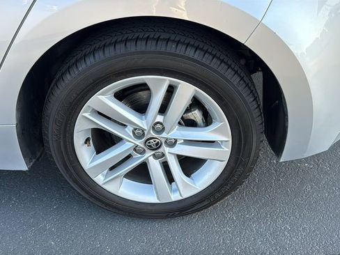Used 2021 Toyota Corolla SE w/ Carpet Mat Package (TMS) FWD image 8