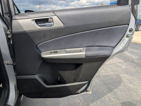 Used 2010 Subaru Forester 2.5X Premium image 18