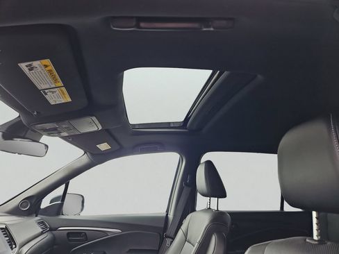 Certified 2023 Honda Passport EX-L image 15