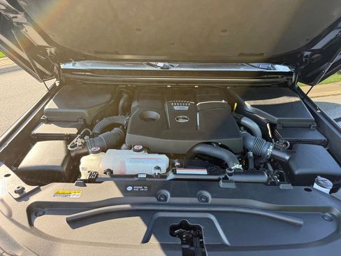 Certified 2024 Lexus GX 550 AWD/4WD image 19