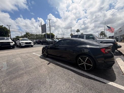 Used 2019 Toyota 86 TRD SE RWD image 8