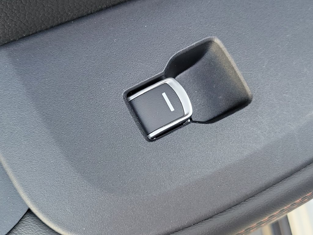 Certified 2025 Honda HR-V Sport image 17