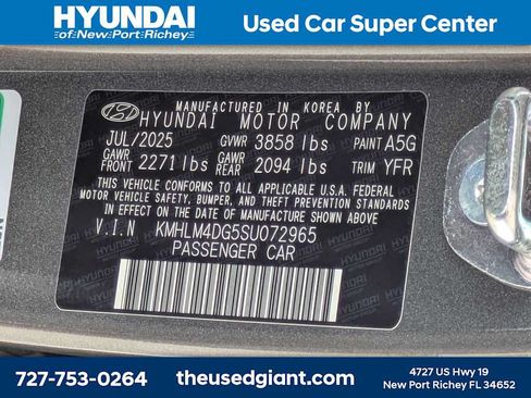 Used 2025 Hyundai Elantra Sport FWD image 32