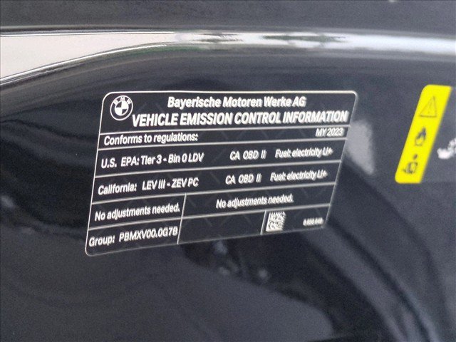 Certified 2023 BMW i7 xDrive60 AWD/4WD image 28