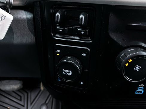 Used 2023 Ford F250 XLT w/ 360-Degree Camera Package image 25